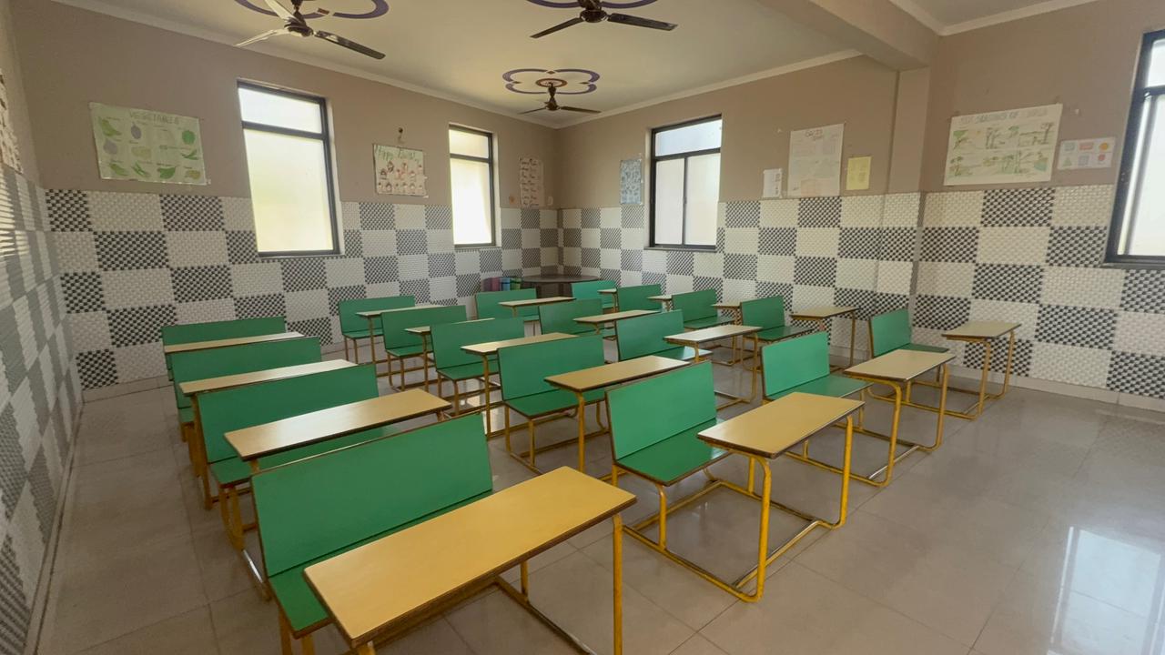 Spacious, well-ventilated classroom setting